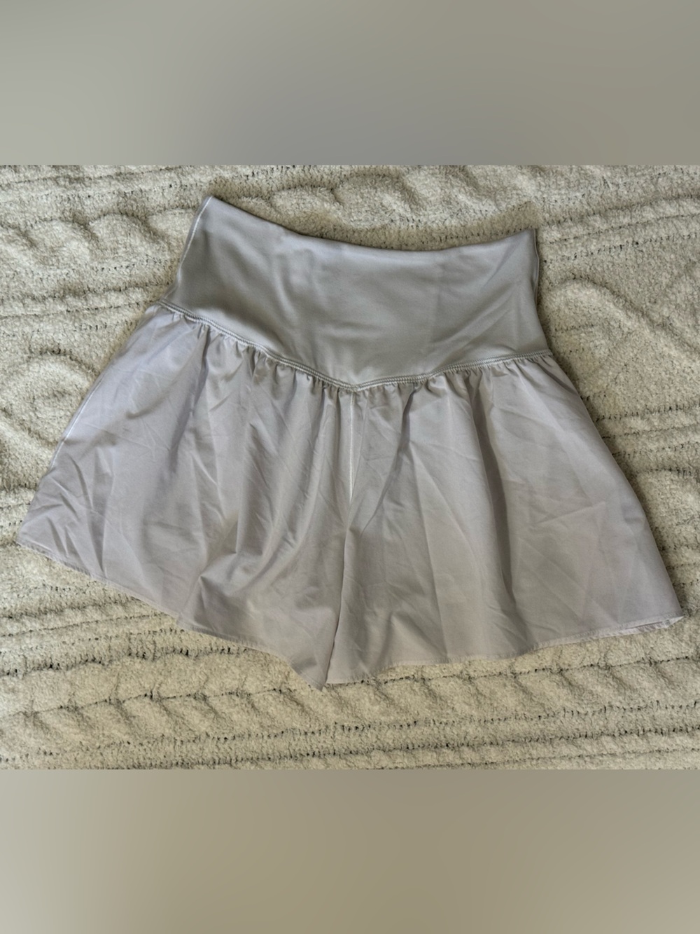 OFFLINE by Aerie Real Me Crossover Flowy Shorts White Small - Picture 7 of 12